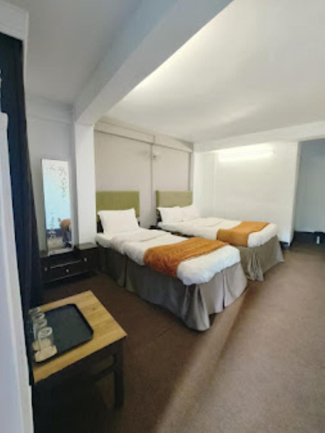 Teesta Hotel , Darjeeling Дарджилинг Экстерьер фото